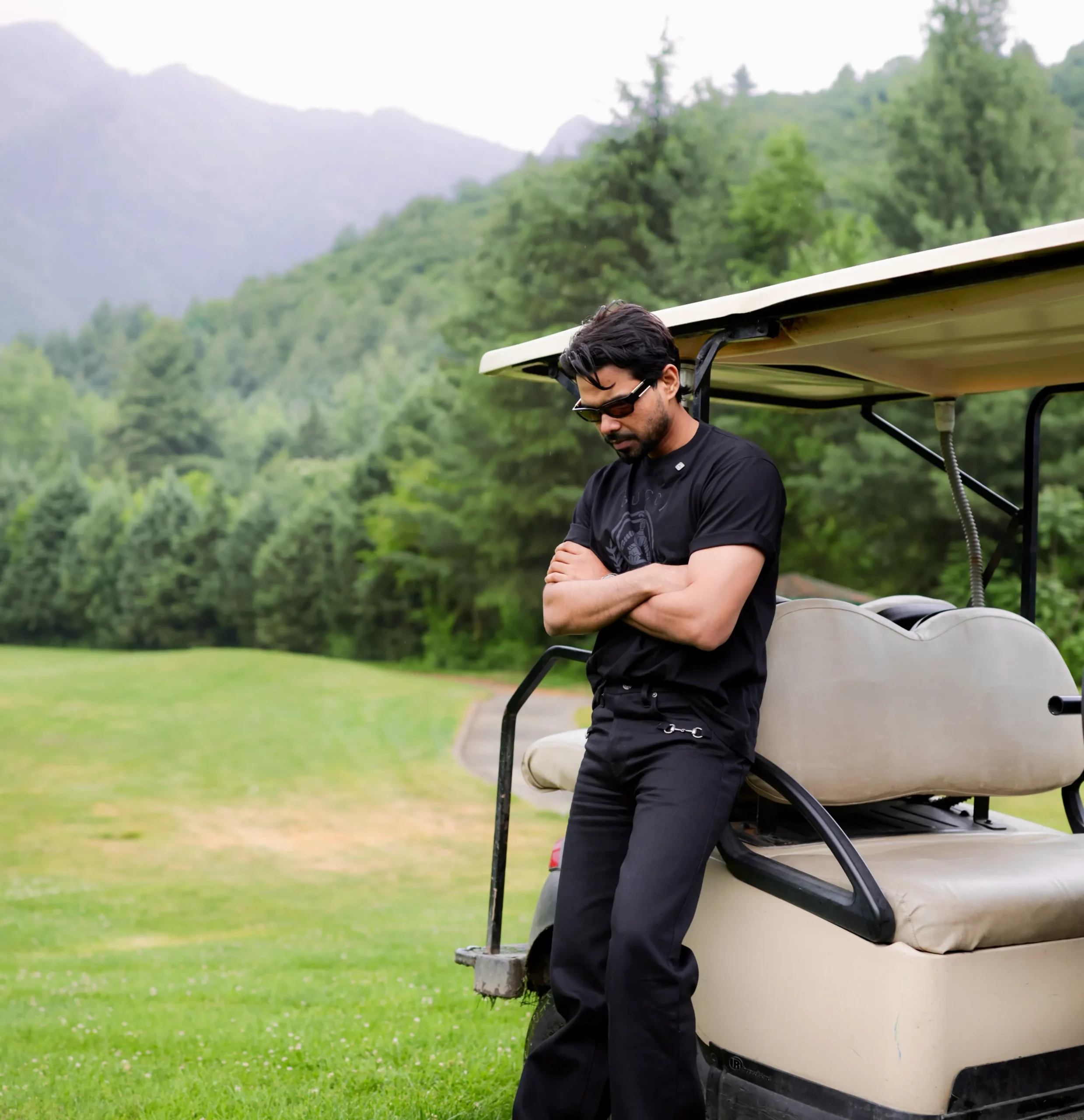 Arjan Dhillon Height In Feet